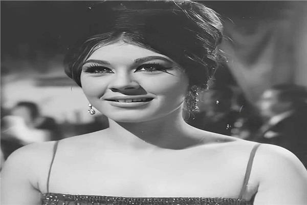 الفنانة شويكار 