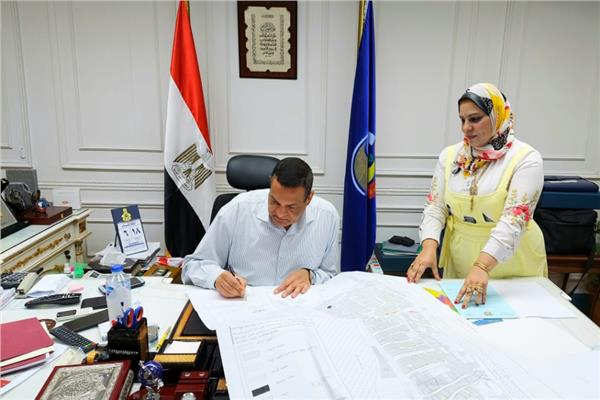 محافظ البحيرة 