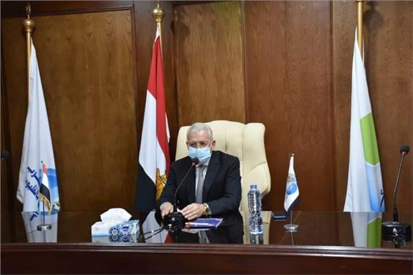  المهندس مصطفى مجاهد رئيس شركة مياه الشرب والصرف الصحى