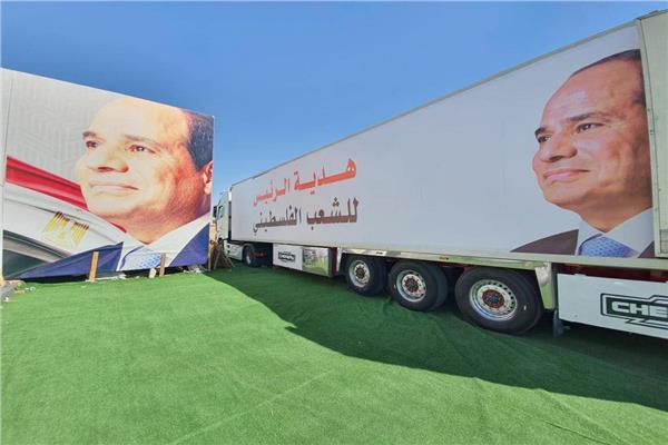قافلة مساعدات طبية وغذائية لقطاع غزة