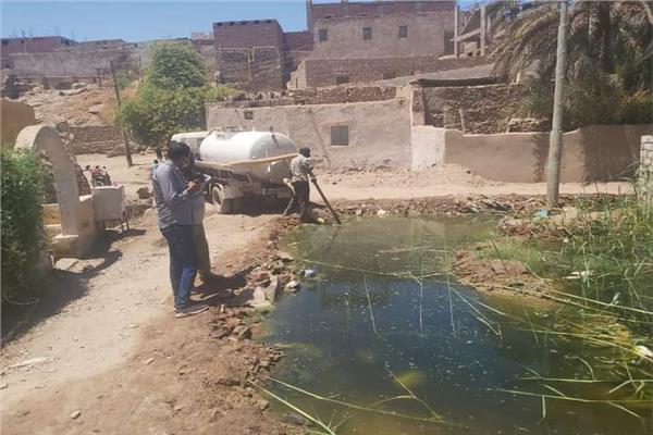 رفع تراكمات المياه الصرف الصحى