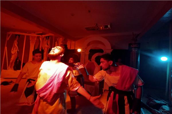 ثقافة منفلوط تُقدم العرض المسرحي " الاوريستيا " 