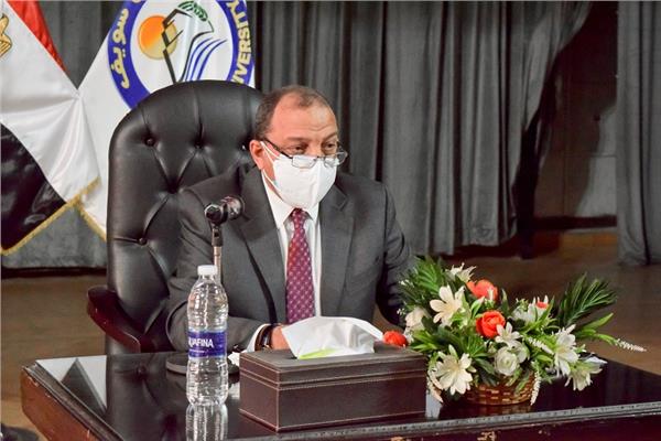 الدكتور منصور حسن رئيس جامعة بني سويف