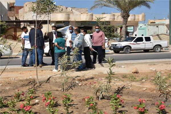 محافظ مطروح يتفقد أعمال تجميل مدخل المدينه 