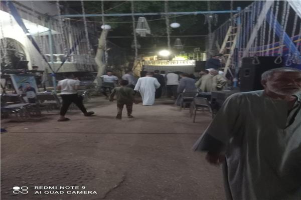 فض فرح بقرية أرمنت الحيط وضبط 22 مواطنا
