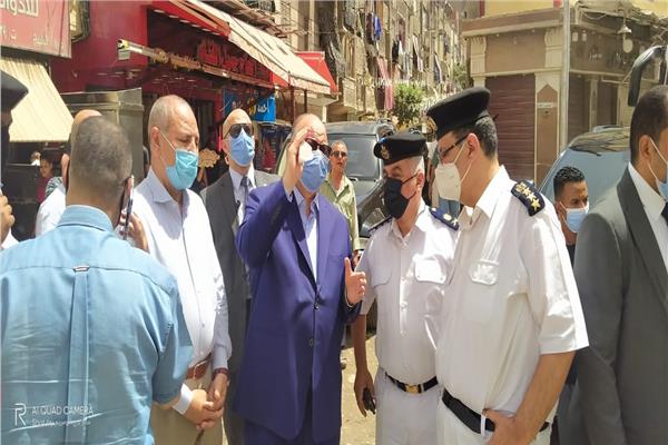 المحافظ خلال الجولة التفقدية 
