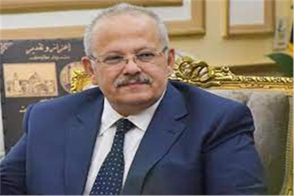 رئيس جامعة القاهرة