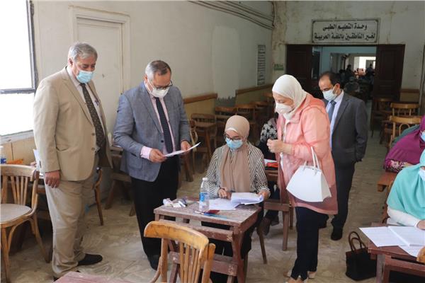 انتهاء اليوم الاول من امتحانات الدراسات العليا لطب بجامعة الأزهر 