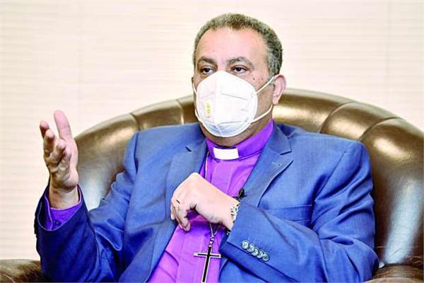 القس أندريه زكي رئيس الطائفة الإنجيلية بمصر