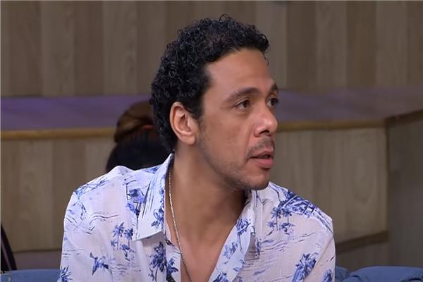 الفنان حمزة العيلي