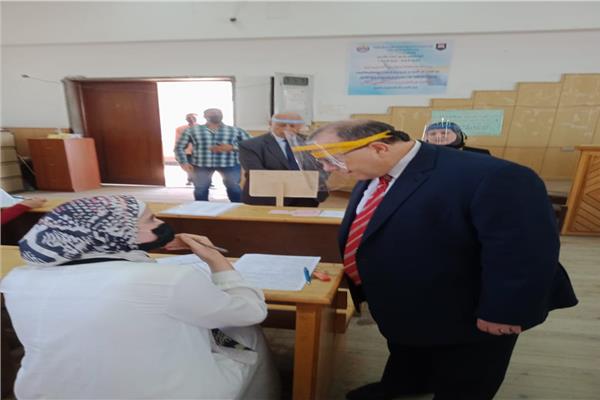 رئيس جامعة مدينة السادات