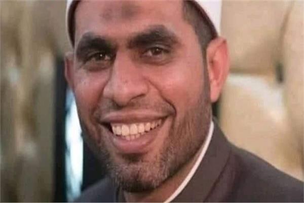  إمام وخطيب مسجد السيدة زينب