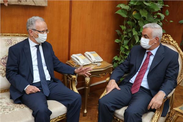 «مبارك» يستقبل الرئيس التنفيذي لهيئة تنمية صناعة تكنولوجيا المعلومات