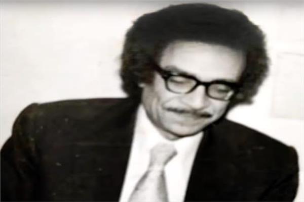 مرسي جميل عزيز 