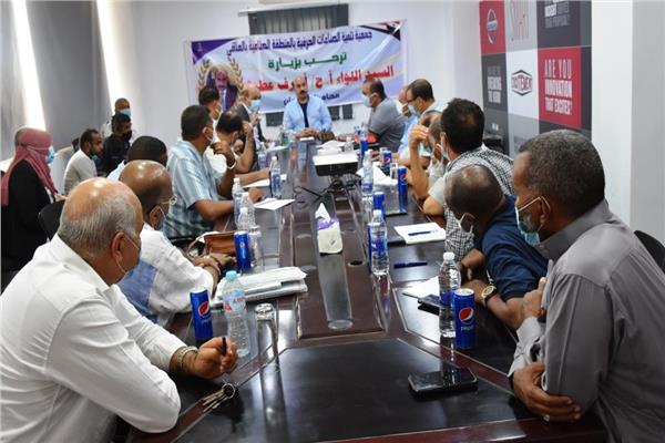 محافظ أسوان يتفقد عدد من المصانع من إجمالي 50 مصنع صغير ومتوسط بإستثمارات 450 مليون جنيه