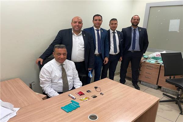 جمارك مطار القاهرة الدولي 