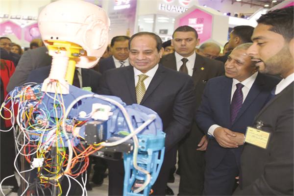  الرئيس عبدالفتاح السيسى و د.إسماعيل عبدالغفار بفرع الأكاديمية