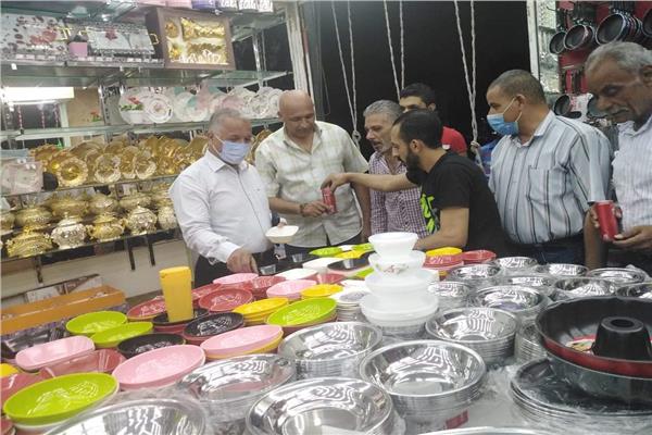 «لا للغلاء».. معرض لتجهيز العرائس بأسعار مخفضة في الوادي الجديد