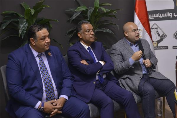  إبراهيم  ناجى الشهابى، نائب محافظ الجيزة عضو تنسيقية شباب الأحزاب والسياسيين