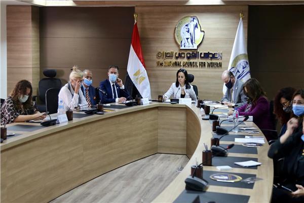 اللجنة الوطنية للقضاء على ختان الإناث
