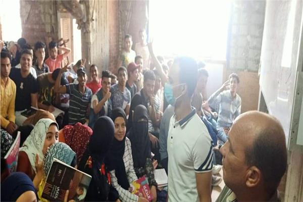 ضبط وتشميع 3 مراكز دروس خصوصية خلال حملة موسعة بكفر الدوار 