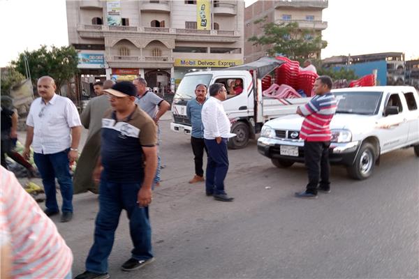 رفع 704 حالات إشغال طريق مخالفة بدمنهور في البحيرة 