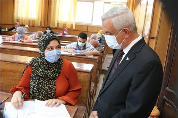رئيس جامعة المنوفية