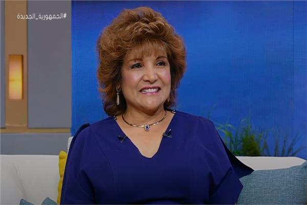 المستشارة المالية ليلى بنس