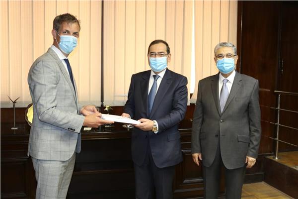 وزيرا الكهرباء والبترول يشهدان قيام تحالف الشركات البلجيكية 