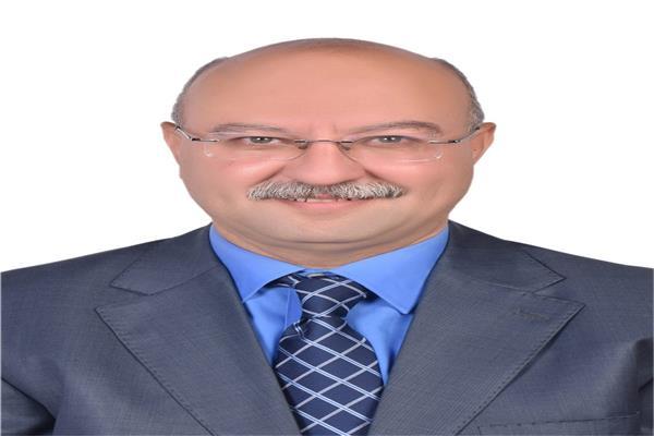 أحمد الملواني رئيس لجنة التجارة الخارجية بالمستوردين