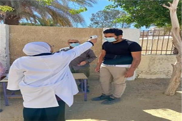 الهدوء يسيطر علي لجان الدبلومات الفنية 