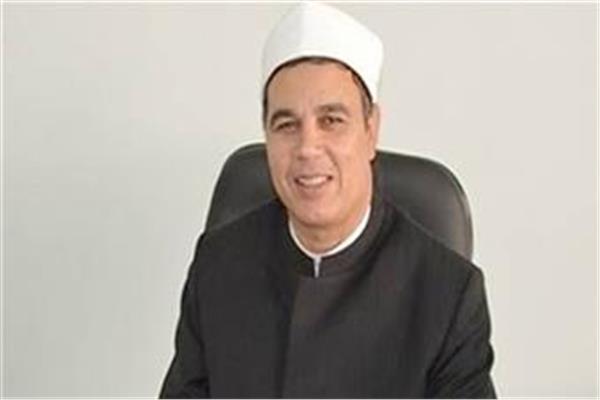 الدكتور عبدالمنعم فؤاد المشرف على الرواق الازهرى و الاستاذ بجامعة الازهر