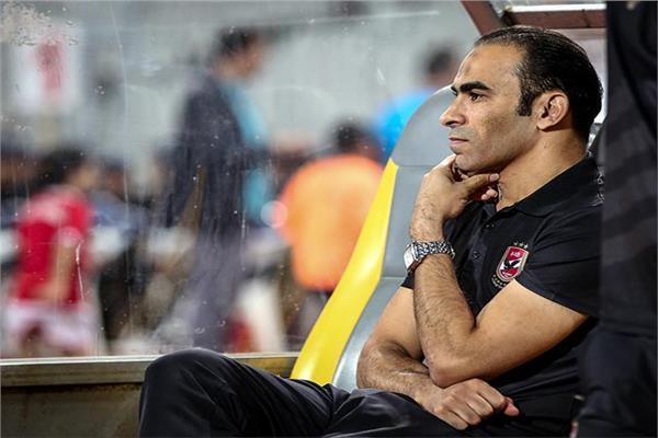 الكابتن سيد عبدالحفيظ مدير الكرة في النادي الأهلي