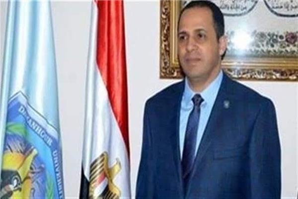 الدكتور عبيد صالح رئيس جامعة دمنهور