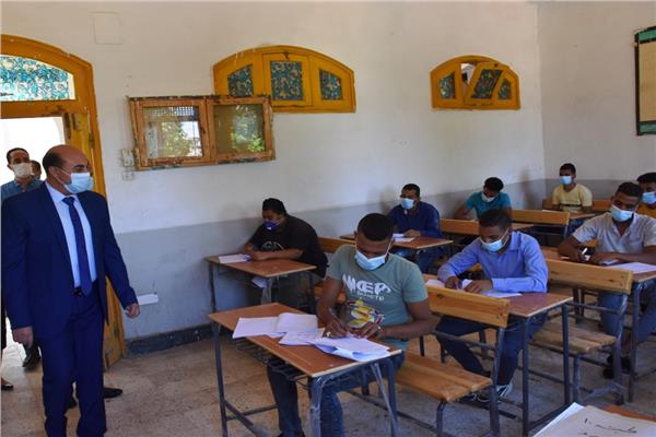 محافظ أسوان يعلن إجراء الأختبارات للطلاب الذين حصول على الدرجات النهائية في 4 يوليو المقبل