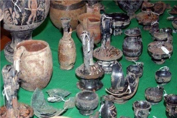 تنقيب عن الاثار