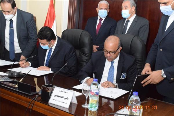 بروتوكول تعاون بين وزارة التموين ومحافظة السويس
