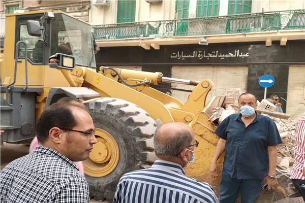  انقطاع المياه عن العقار المنهار بالاسكندرية