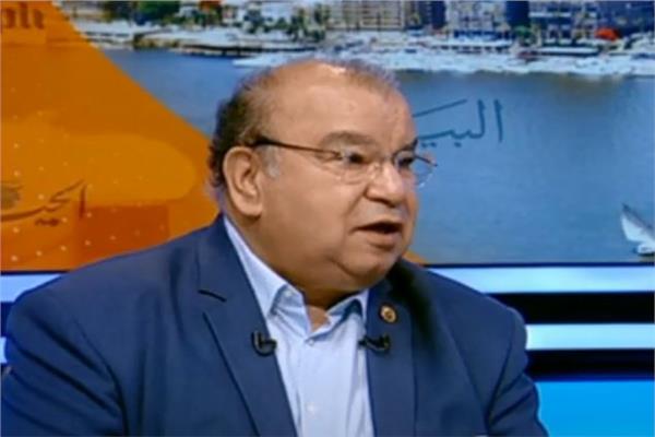 الكاتب الصحفي رفعت فياض، مدير تحرير أخبار اليوم