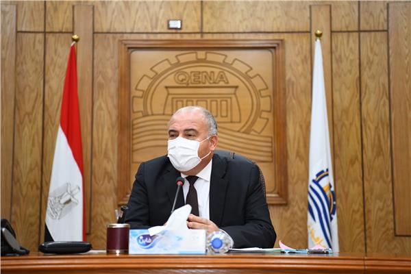 اللواء أشرف الداودي محافظ قنا