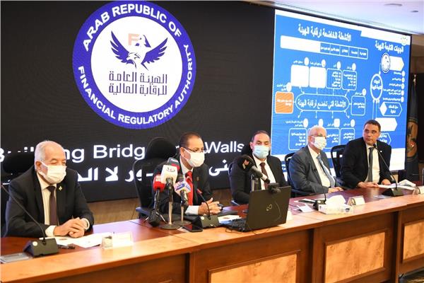  الدكتور محمد عمران رئيس هيئة الرقابة المالية