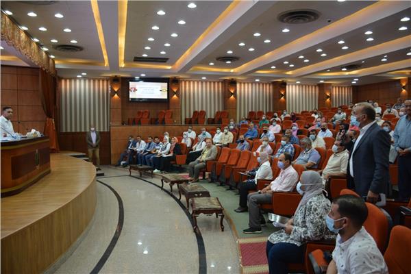 تكثيف العمل لسرعة إنهاء ملفات تقنين أملاك الدولة وملفات التصالح علي مخلفات البناء بالدقهلية