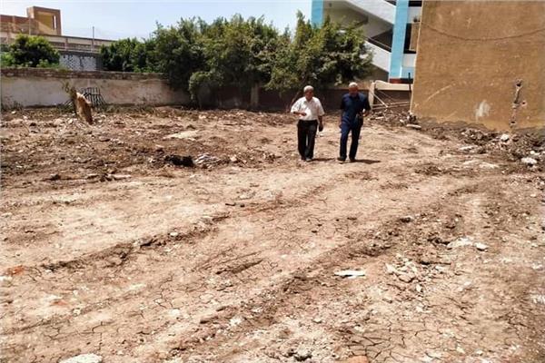 ضمن حياة كريمة تخصيص قطعة أرض لمحطة صرف صحي لقرية العقال البحري بأسيوط 