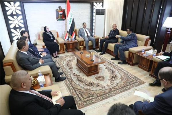 وزيـر الصناعـة العراقي يبحث مع نيفين جامع 