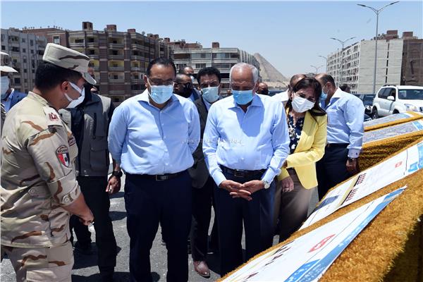 رئيس الوزراء يتفقد أعمال تنفيذ محور «ترسا» بالجيزة