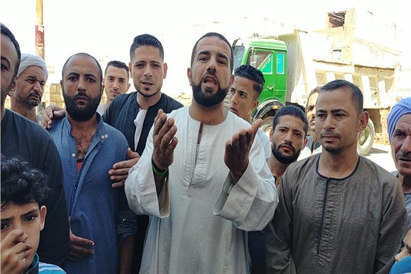 أهالي قرية الناصرية بمدينة بني مزار