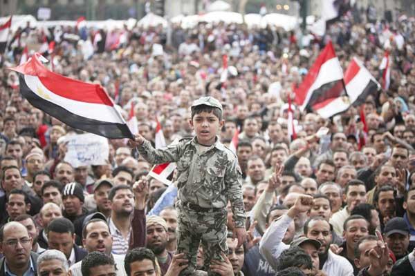 وهكذااستقبل النجوم البيان