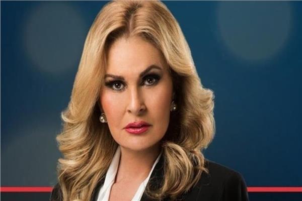 الفنانة يسرًا