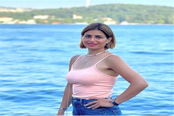 الفنانة منة فضالي 