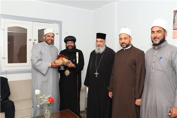 أسقف البحر الأحمر يهنئ وكيل وزارة الأوقاف بعيد الأضحى